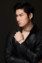 Load image into Gallery viewer, Abacus Signature White and Black Diamond Neck Cuff