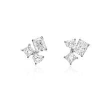将图像加载到图库查看器中,Diamond Cluster Studs