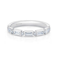 Load image into Gallery viewer, Baguette Wedding Band