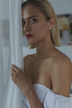 Load image into Gallery viewer, Matsya Emerald Earrings