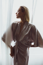 Load image into Gallery viewer, Fancy Pink Diamond Earrings