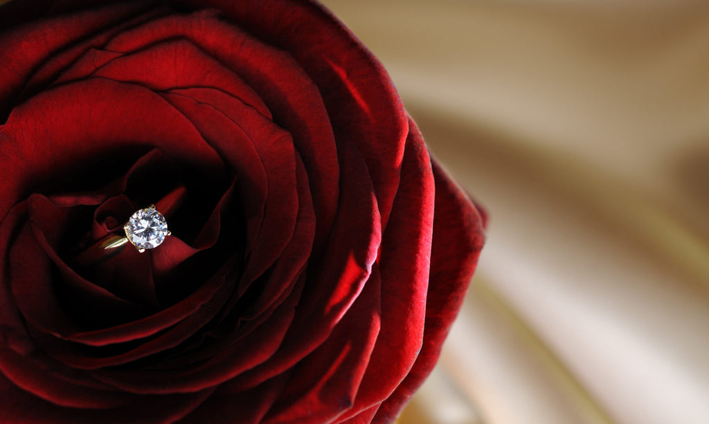 钻石订婚戒指的简史