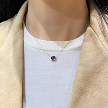 将图像加载到图库查看器中，Oval Blue Sapphire Necklace
