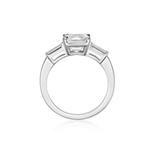 将图像加载到图库查看器中，Assher Cut Diamond Ring
