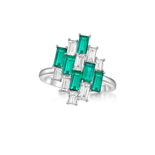 将图像加载到图库查看器中，Baugette Emerald Diamond Ring
